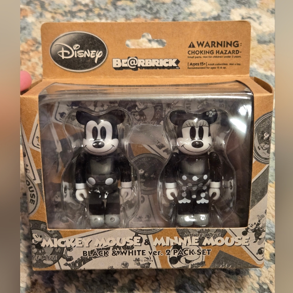 Disney Mickey And Minnie Mouse Black and White Cartoon Figures Bearbrick